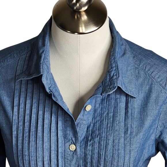 Levi's Pleated Tunic Top Women's Size Medium Chambray Roll Tab Hem 3/4 Sleeve - Picture 3 of 14
